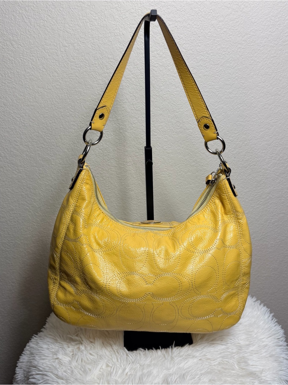 Coach Yellow Patent Leather Shoulder Bag w/Dustbag - Picture 2 of 14